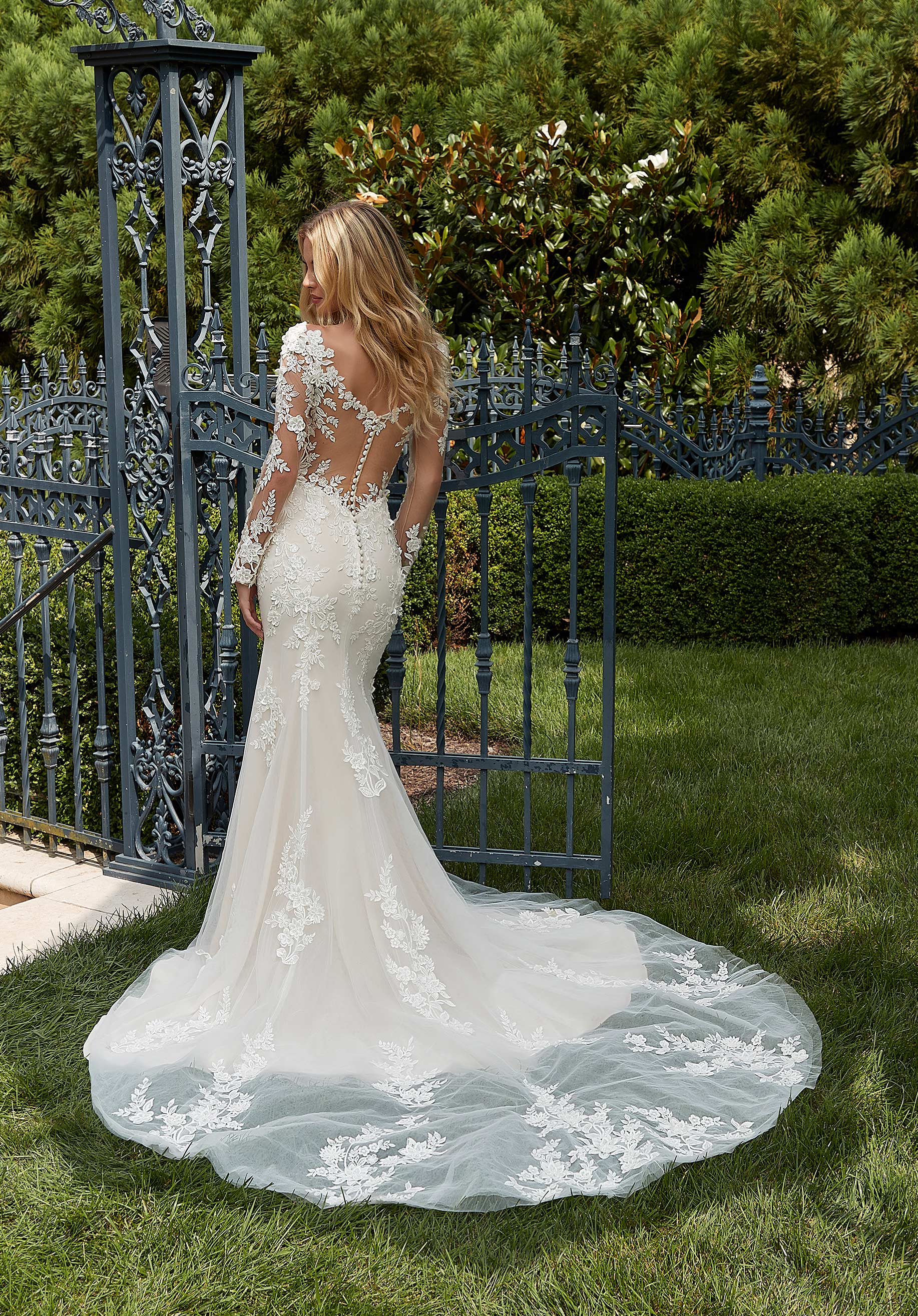 back details for fall wedding dress